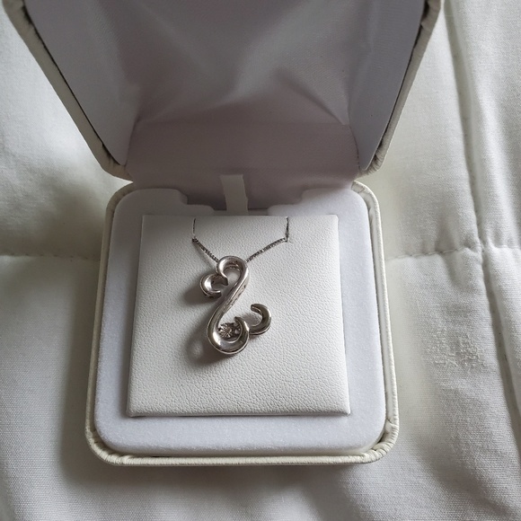 Diamond Open Heart Necklace - Picture 1 of 1